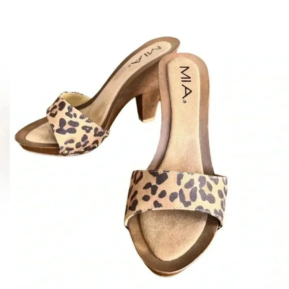 MIA slide heels, leopard print upper, sz 8, faux wood soles, pad insole, used - Picture 1 of 5